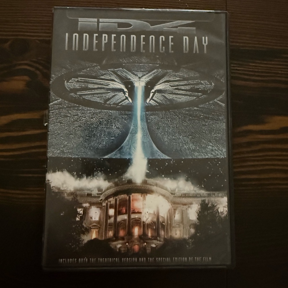 Independence Day DVD